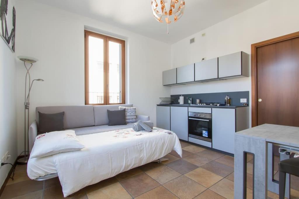 Fabulous Studio In Monza 15 Km To Milan City Centre Extérieur photo