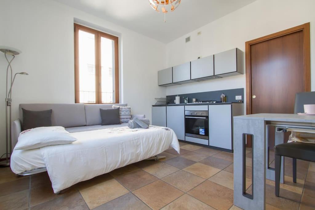 Fabulous Studio In Monza 15 Km To Milan City Centre Extérieur photo